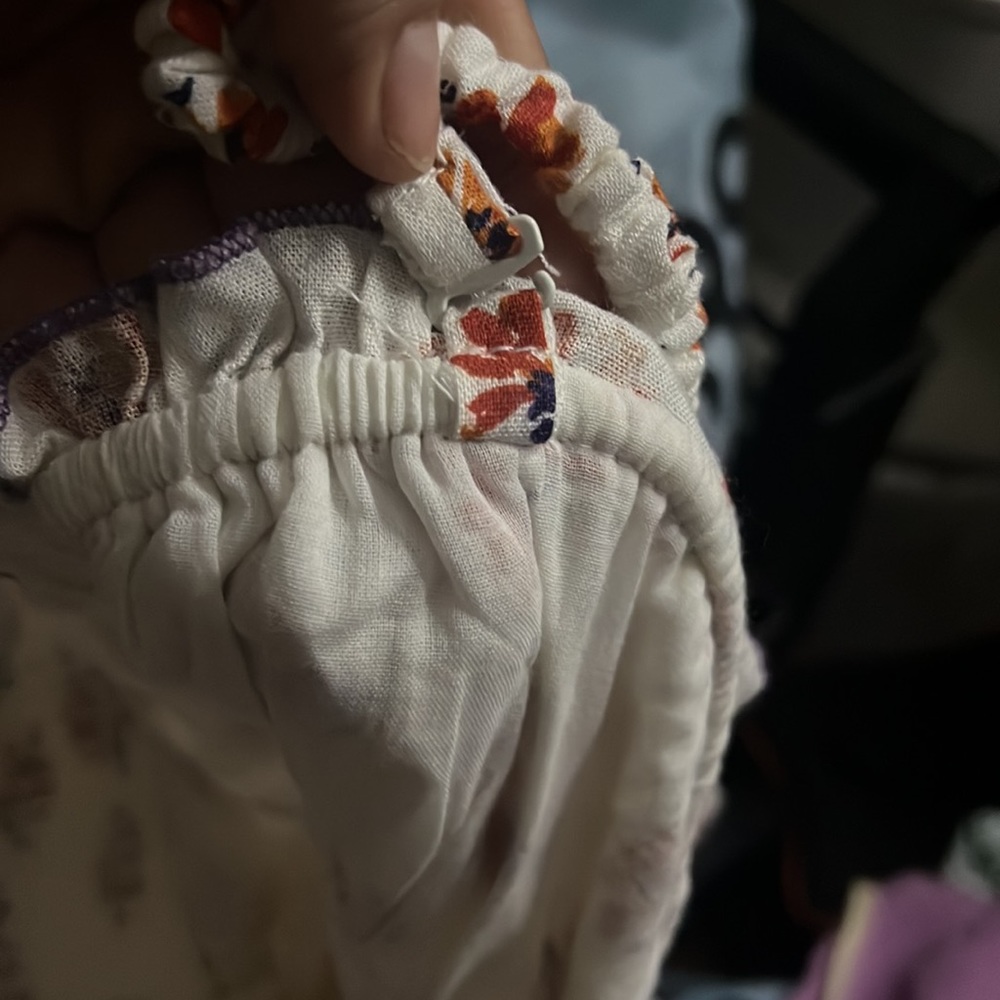 Betti Printed Linen Romper - Picture 8 of 12